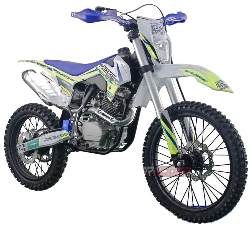 REBEL MÁSTER SABRE 250cc